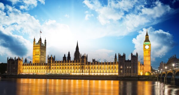 Image of the Houses of Parliament as illustration for post 'MPs warn MTD has lost sight of taxpayer benefits.'