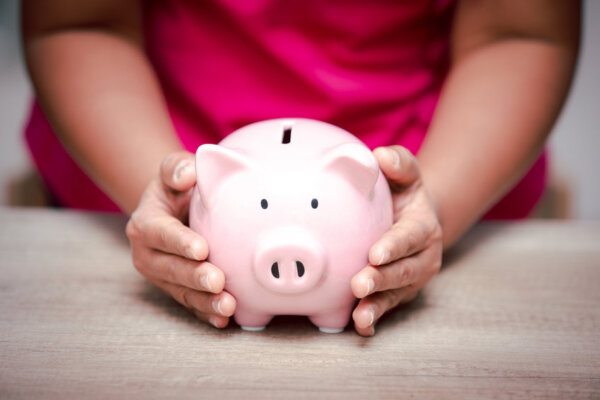 Image of Piggy Bank as illustration for post 'How much should I save for Tax?'